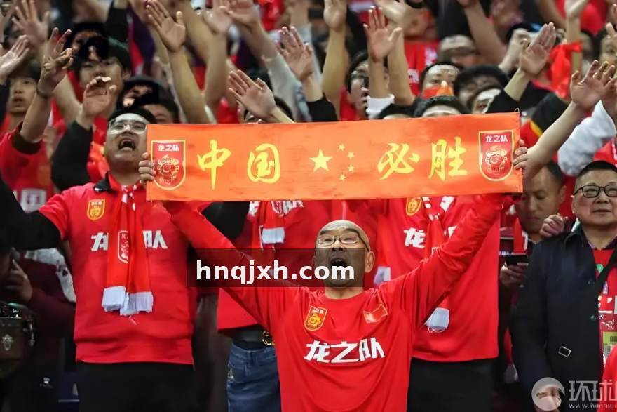 从青训陪练到首发指挥：一位CSGO步枪手的四年赛场沉浮记